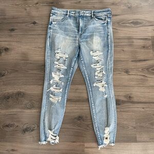 American Eagle Outfitters Light Blue Distressed Skinny Jeans